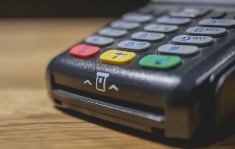 瑞伙伴POS机：只有在正确的交易时间内刷卡才能保障资金结算安全？